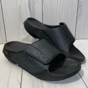 OOFOS Men’s Black Patterned Slide Sandals